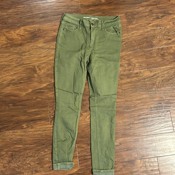 Old Navy army green jeans. - Picture 1 of 2